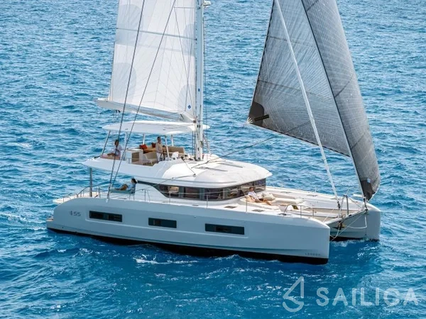 Lagoon 55 - Yacht Charter Sailica