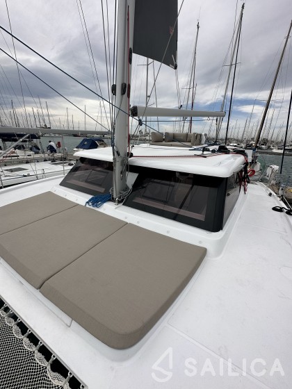 Aventura 37 - Yacht Charter Sailica