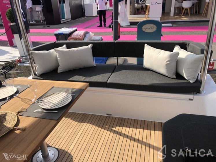 Aventura 37 - Yacht Charter Sailica