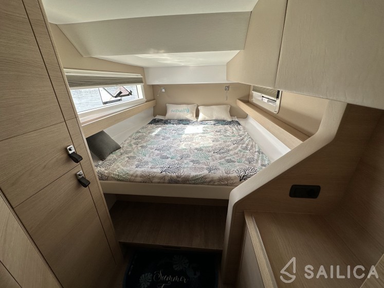 Aventura 37 - Yacht Charter Sailica