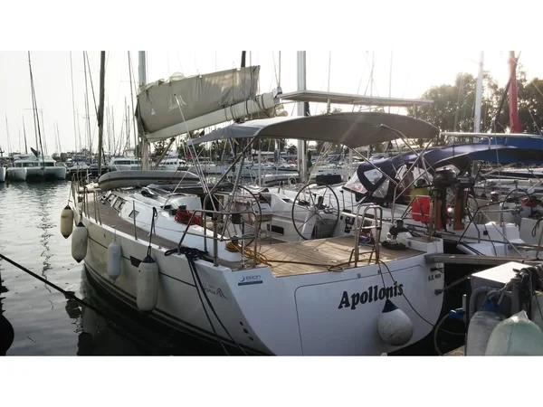 Hanse 540e - Yacht Charter Sailica