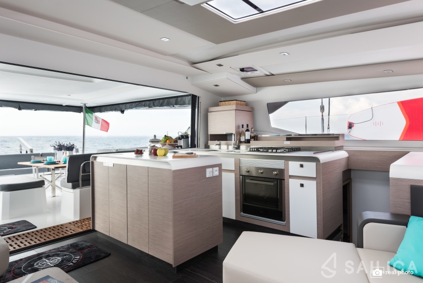 Aura 51 - Yacht Charter Sailica