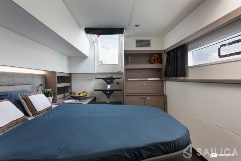 Aura 51 - Yacht Charter Sailica