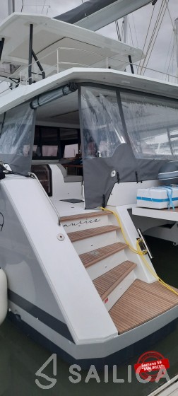 Samana 59 - Yacht Charter Sailica
