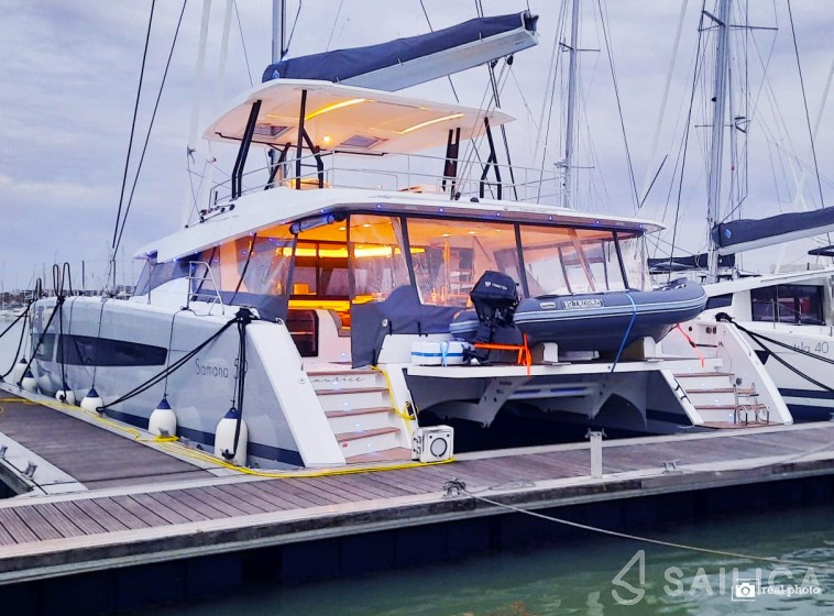 Samana 59 - Yacht Charter Sailica