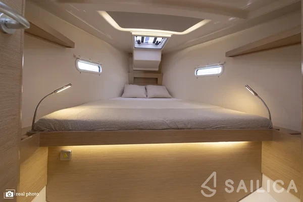 Hanse 388 - Yacht Charter Sailica