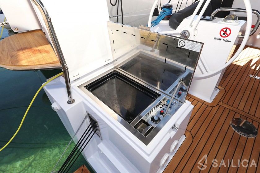 Elan Impression 40.1 - Yacht Charter Sailica