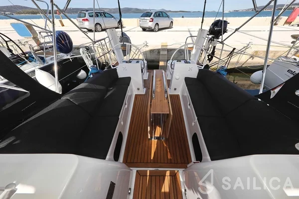 Elan Impression 40.1 - Yacht Charter Sailica