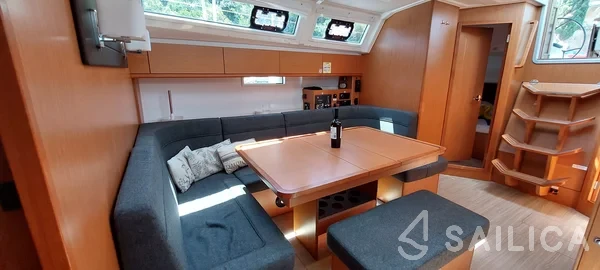 Bavaria 46 Cruiser - Yacht Charter Sailica