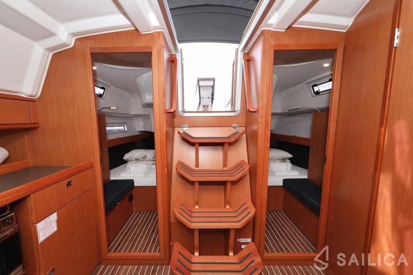 Bavaria 37 Cruiser - Yacht Charter Sailica