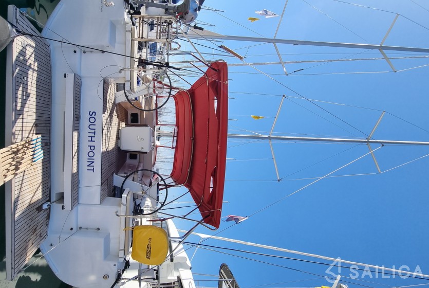 Oceanis 51.1 - Yacht Charter Sailica