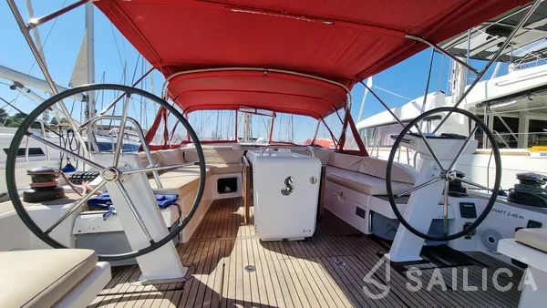 Oceanis 51.1 - Yacht Charter Sailica