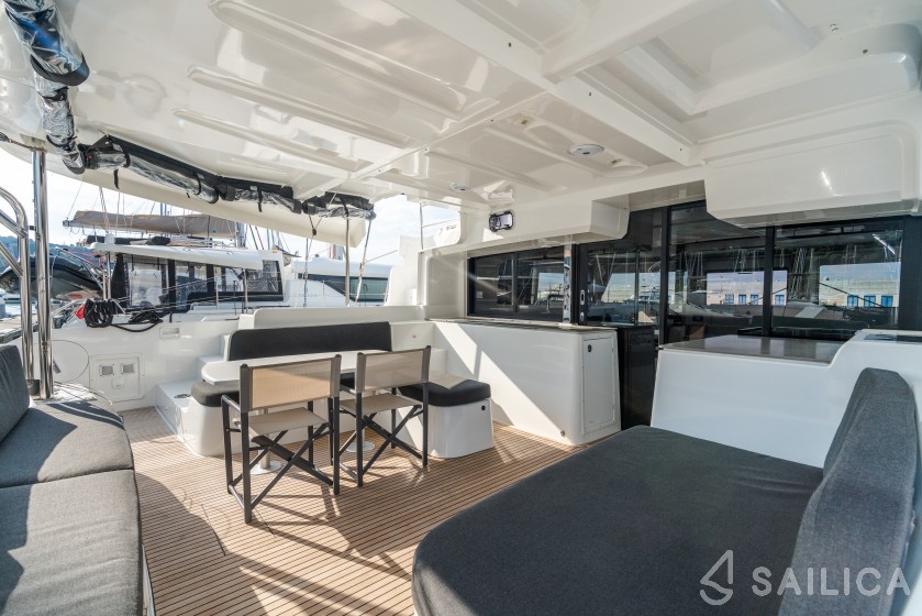 Lagoon 46  - Yacht Charter Sailica