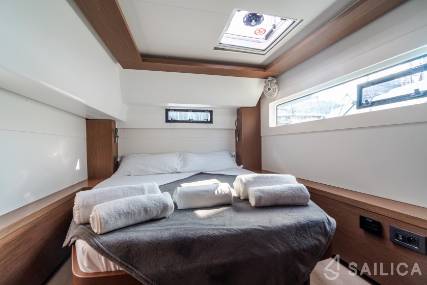 Lagoon 46  - Yacht Charter Sailica