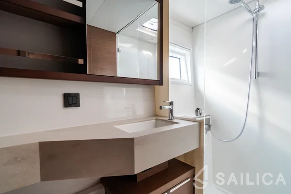 Lagoon 46  - Yacht Charter Sailica