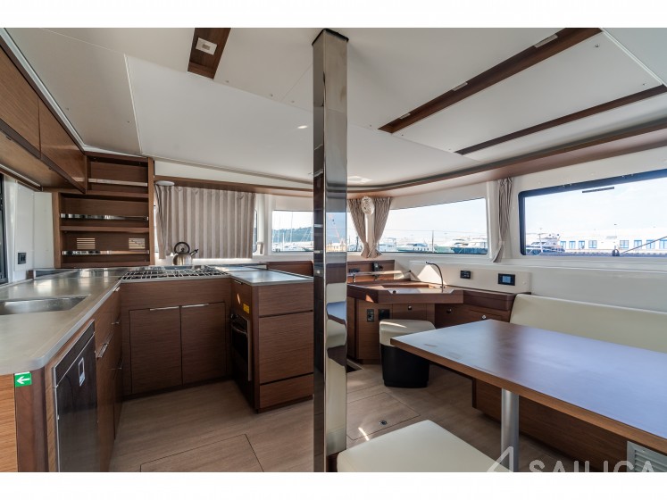 Lagoon 46  - Yacht Charter Sailica