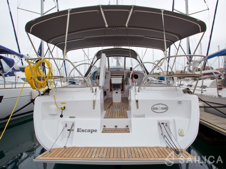 Elan 394 impression - Yacht Charter Sailica