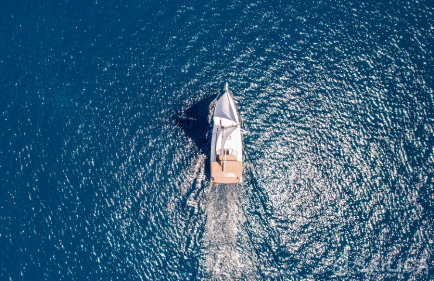 Sun Odyssey 410 - Yacht Charter Sailica