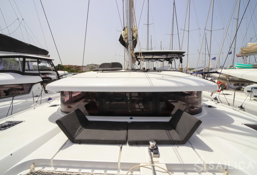 Lagoon 46  - Yacht Charter Sailica