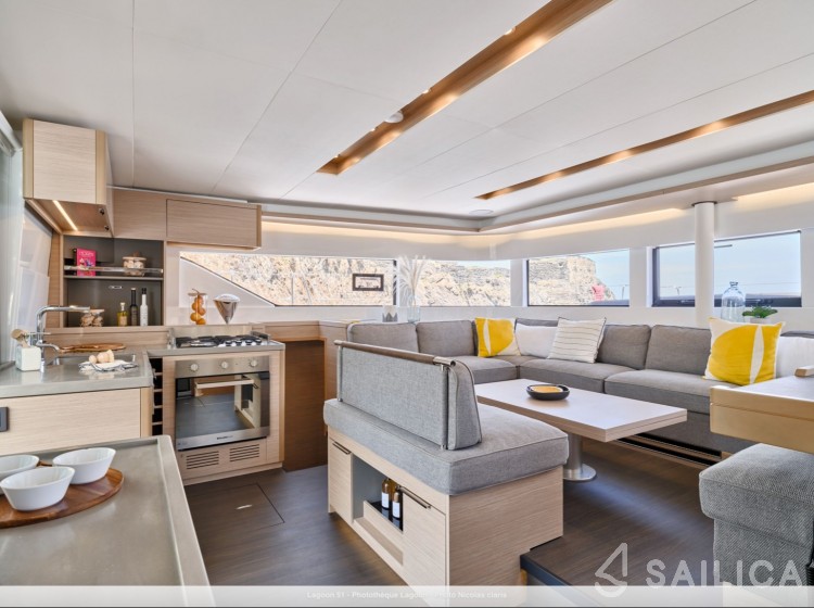 Lagoon 51 - Yacht Charter Sailica
