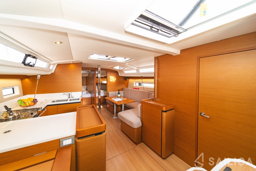 Sun Odyssey 440 - Yacht Charter Sailica