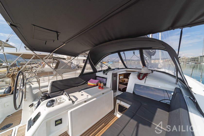 Sun Odyssey 440 - Yacht Charter Sailica