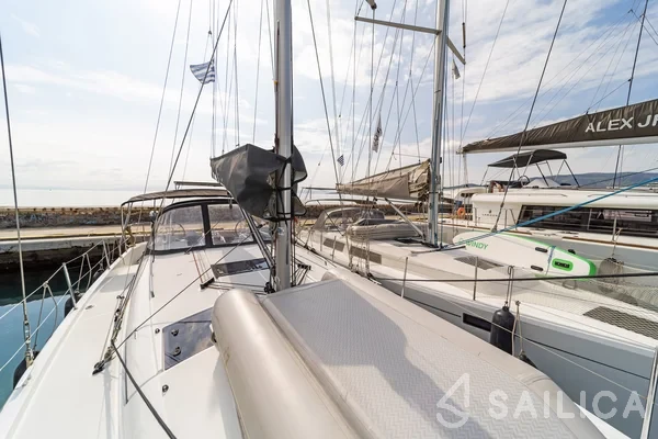 Sun Odyssey 440 - Yacht Charter Sailica
