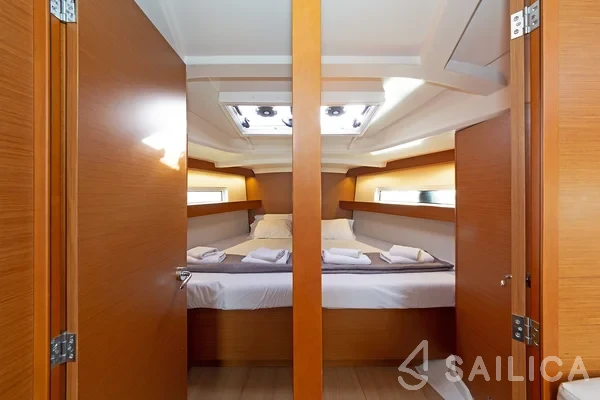 Sun Odyssey 440 - Yacht Charter Sailica