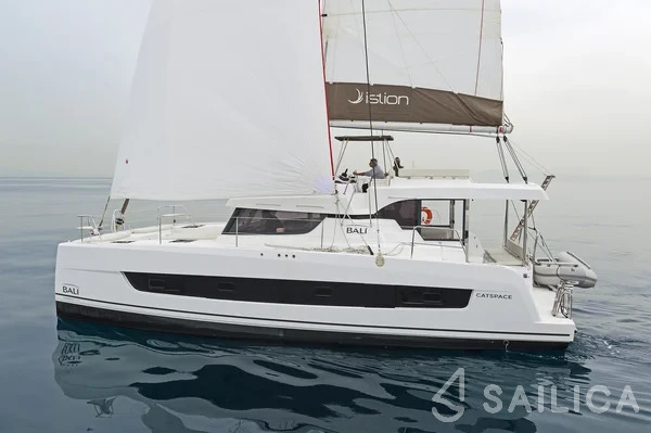 Bali Catspace - Yacht Charter Sailica