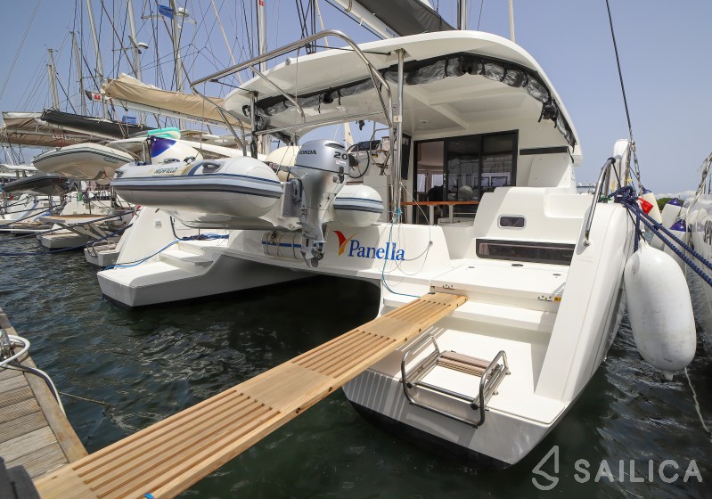 Lagoon 42 - Yacht Charter Sailica