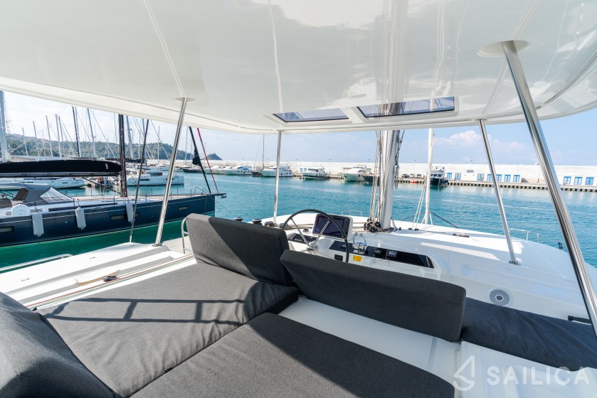 Lagoon 46  - Yacht Charter Sailica