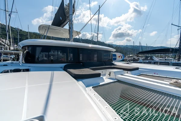 Lagoon 46  - Yacht Charter Sailica
