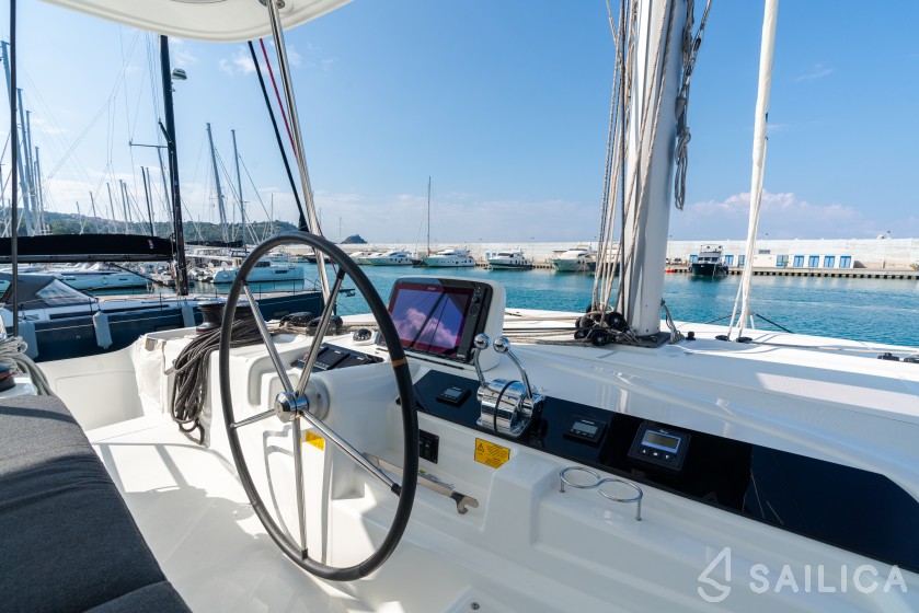 Lagoon 46  - Yacht Charter Sailica