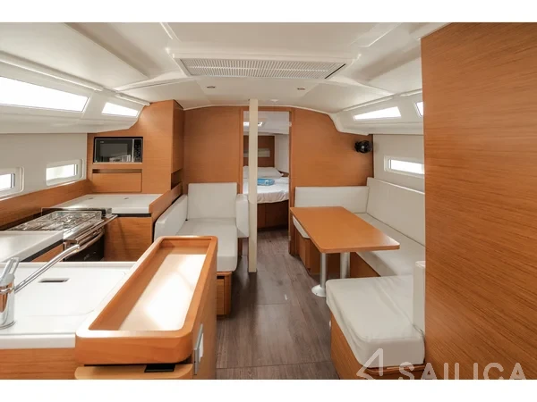 Sun Odyssey 410 - Yacht Charter Sailica