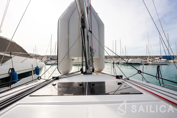 Sun Odyssey 410 - Yacht Charter Sailica