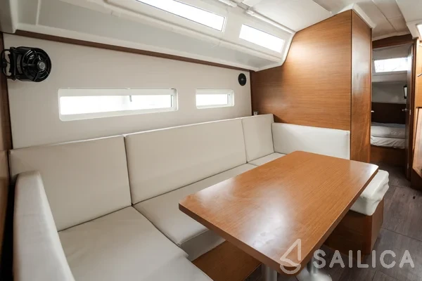 Sun Odyssey 410 - Yacht Charter Sailica