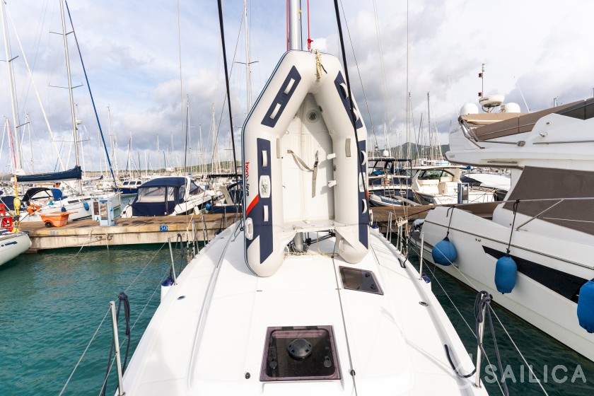 Sun Odyssey 410 - Yacht Charter Sailica