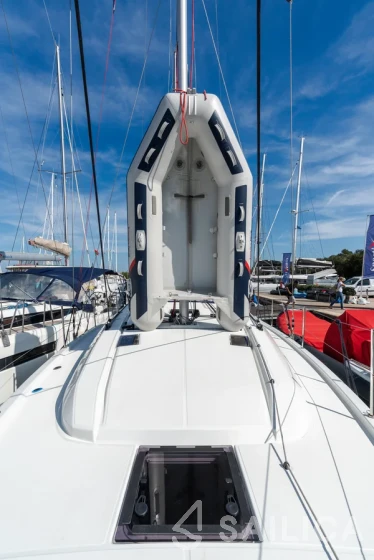 Oceanis 40.1 - Yacht Charter Sailica