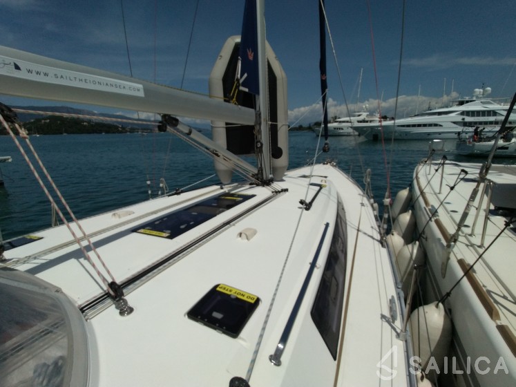 Bavaria 51 Cruiser - Yacht Charter Sailica