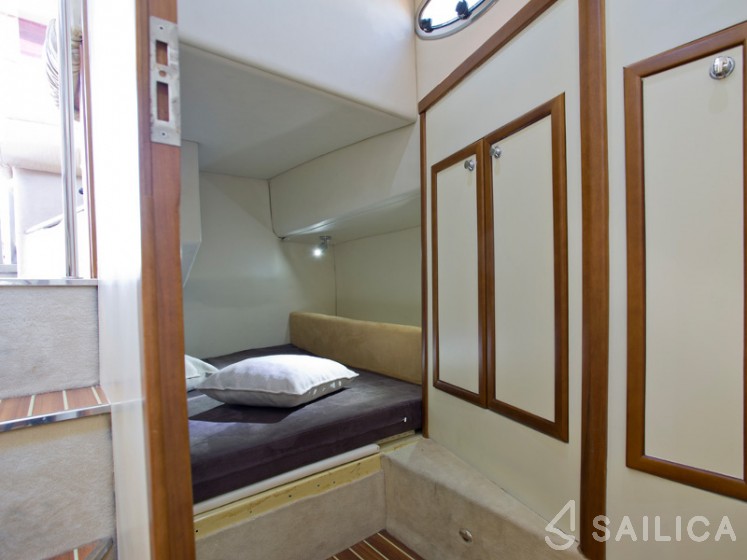 Marco Polo 12 - Yacht Charter Sailica