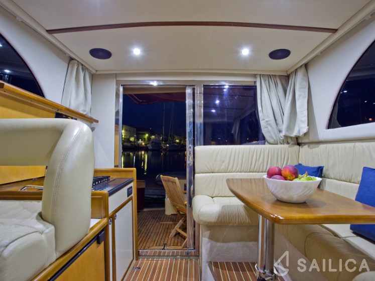 Marco Polo 12 - Yacht Charter Sailica