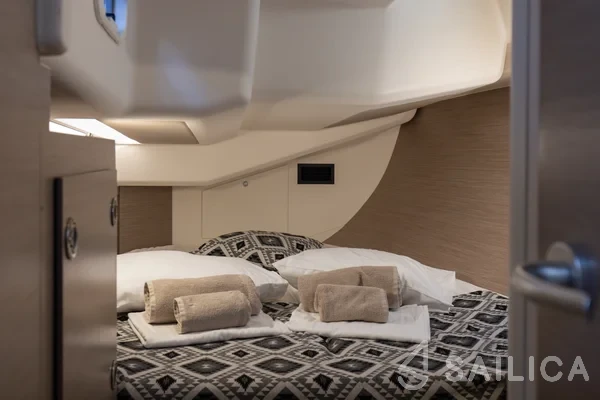 Hanse 458 - Yacht Charter Sailica