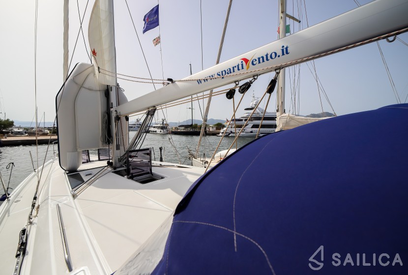 Oceanis 46.1 - Yacht Charter Sailica