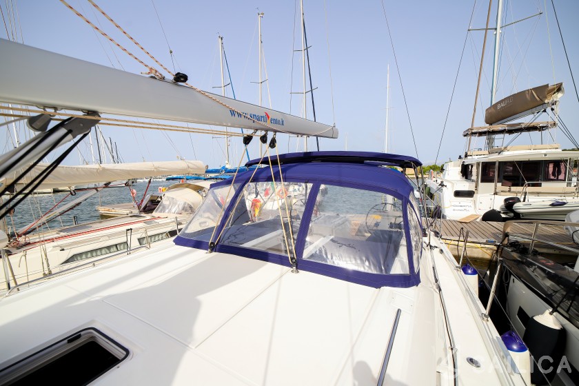 Oceanis 46.1 - Yacht Charter Sailica