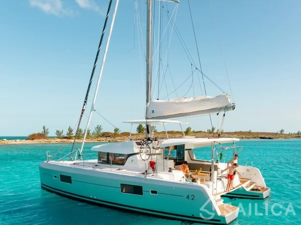 Lagoon 42 - Yacht Charter Sailica