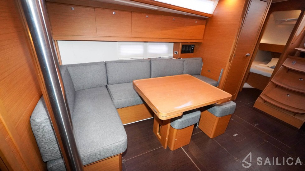Dufour 390 - Yacht Charter Sailica
