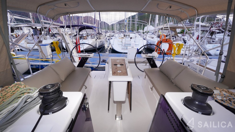 Dufour 390 - Yacht Charter Sailica