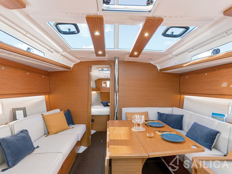 Dufour 390 - Yacht Charter Sailica