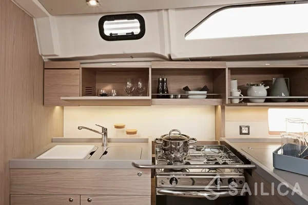 Oceanis 46.1 - Yacht Charter Sailica