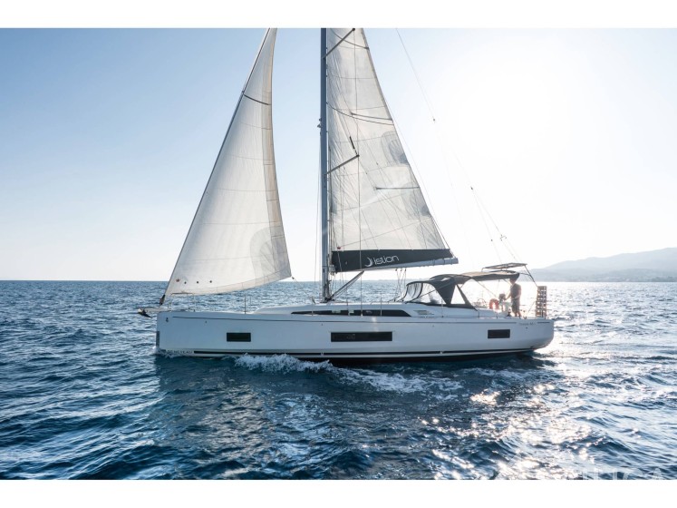 Oceanis 46.1 - Yacht Charter Sailica